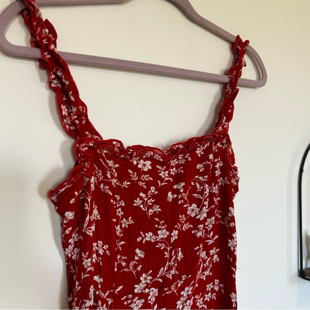 Lulus Red Floral Lightweight Smocked Knee Length Sun Dress Size Medium - Picture 4 of 8